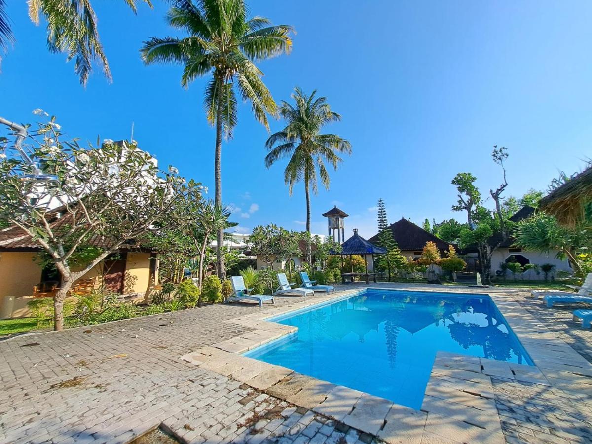 Surfers Beachfront Lombok Kuta  Exterior photo